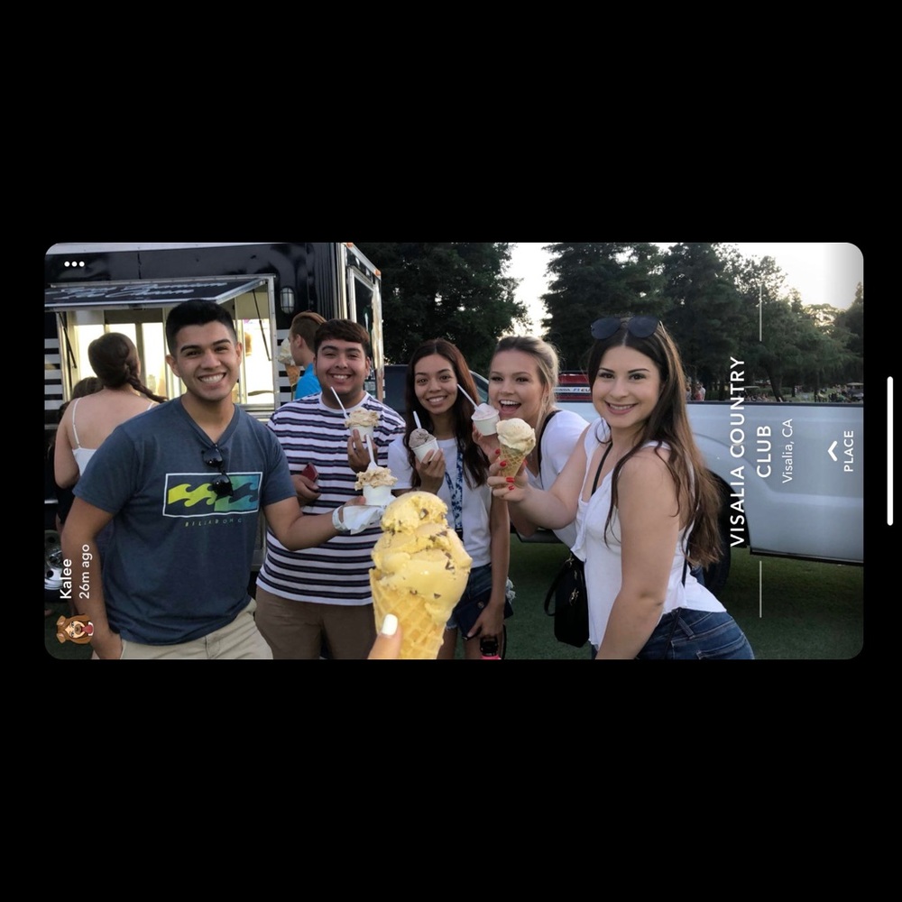 Meet your Posher, Carly